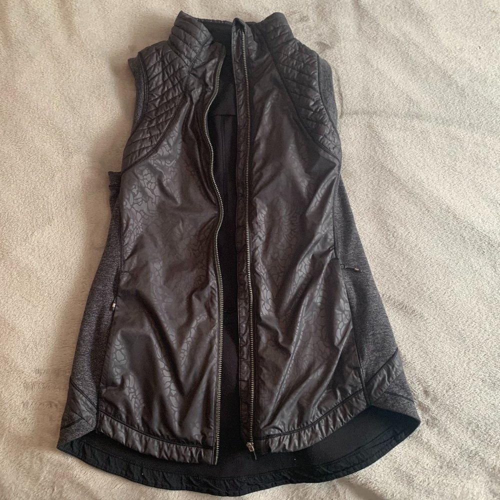 Lululemon Rebel Runner Vest